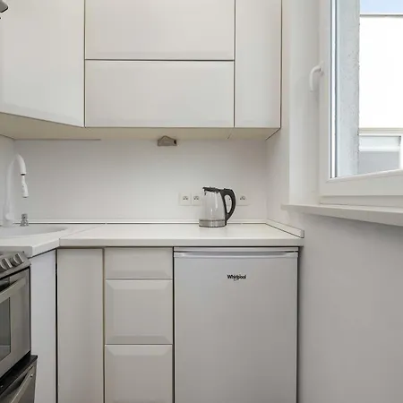 Daire Bright Air-conditioned With Place For Remote Work By Renters Wroclaw